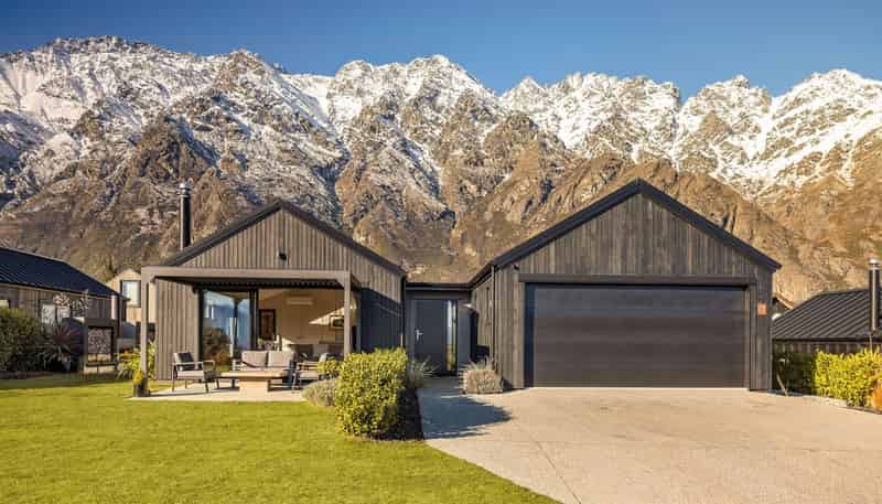 27 Glenfiddich Road, Jacks Point