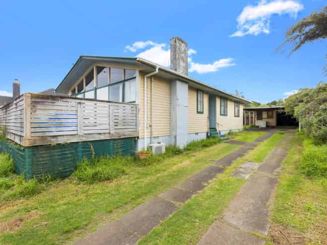 19 Geoffrey Place, Mangere East