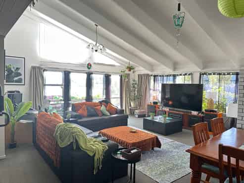 220 Great South Road, Huntly