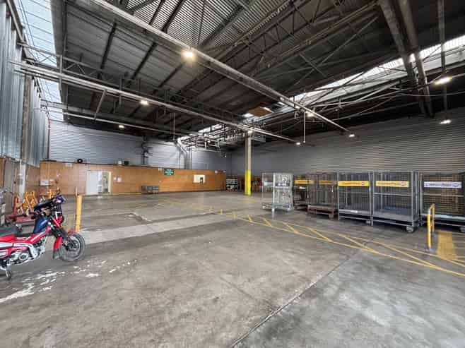 Affordable & Flexible - 1,000sqm Warehouse Porirua