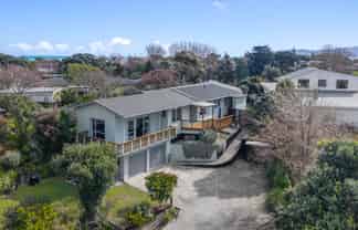 3 Miro Road, RAUMATI SOUTH