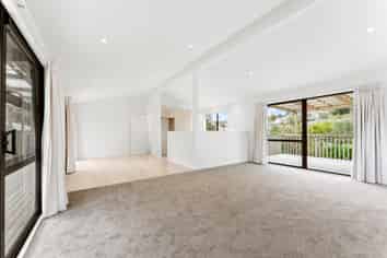 52A D'Oyly Drive, Stanmore Bay