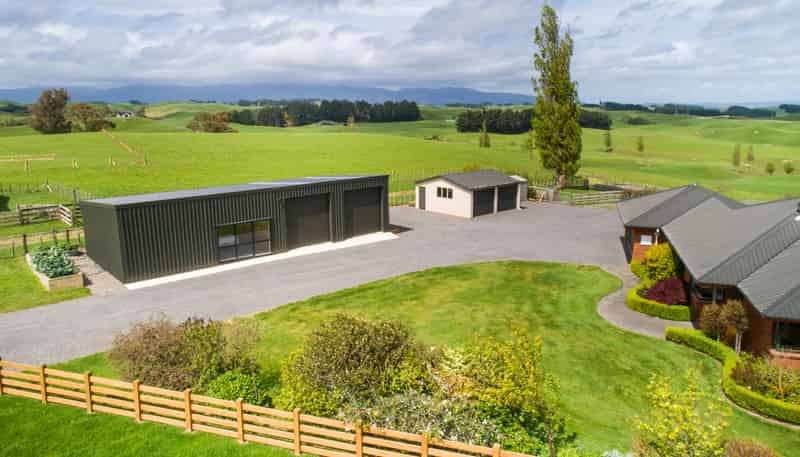 158 Finnis Road, Colyton