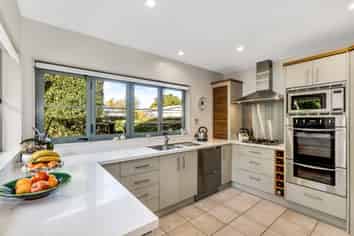 51 Harbour View Road , Point Chevalier