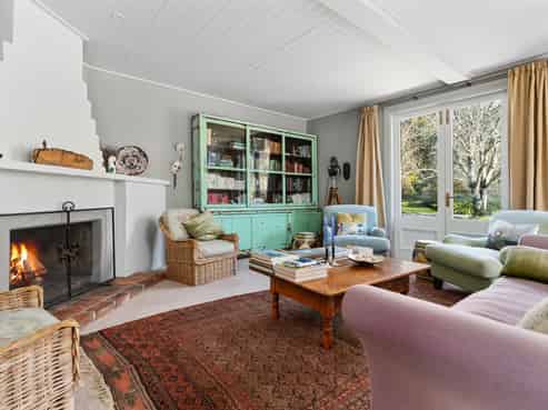 836 State Highway 2, Opaki