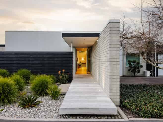 9A River Downs, Horsham Downs