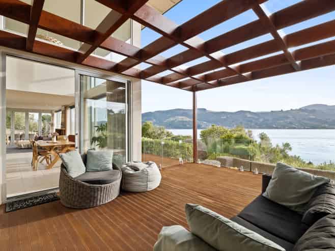 8 Mission Cove, Company Bay