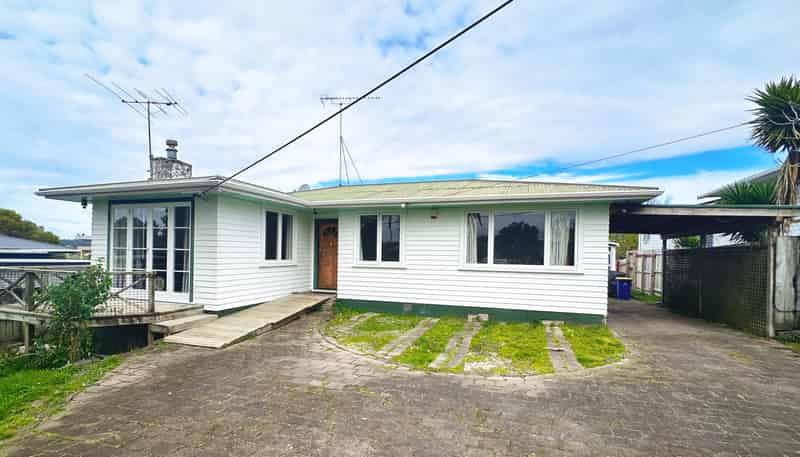 31A Fairclough Road, Beach Haven