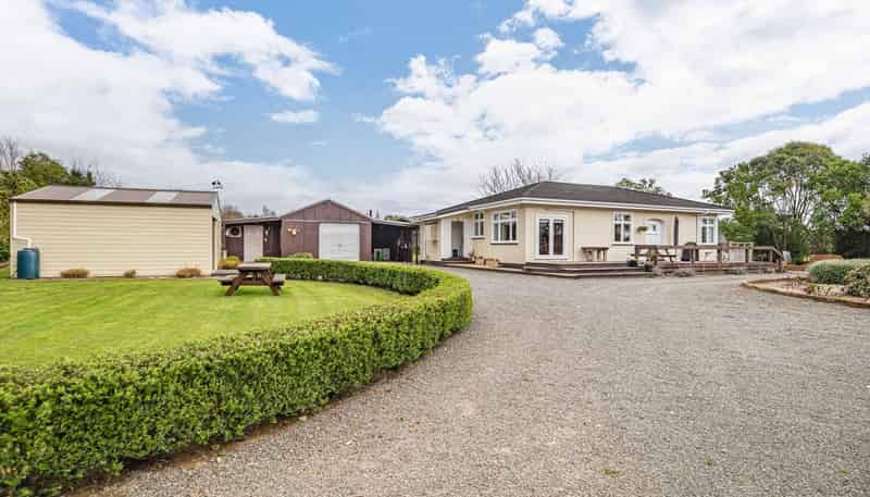 170 Gladstone Road, Levin