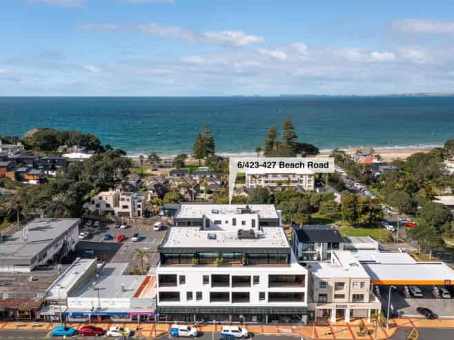 6/423-427 Beach Road, Mairangi Bay