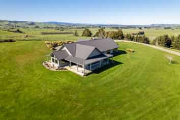 1521 Dipton-Winton Highway, Centre Bush