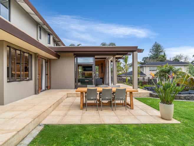 73 King George Avenue, Epsom