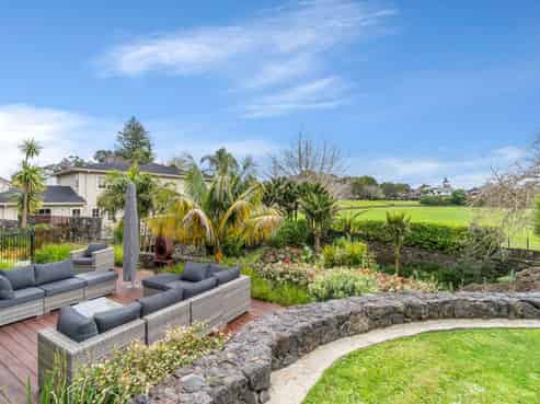 73 King George Avenue, Epsom