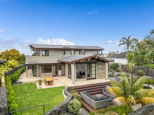 73 King George Avenue, Epsom