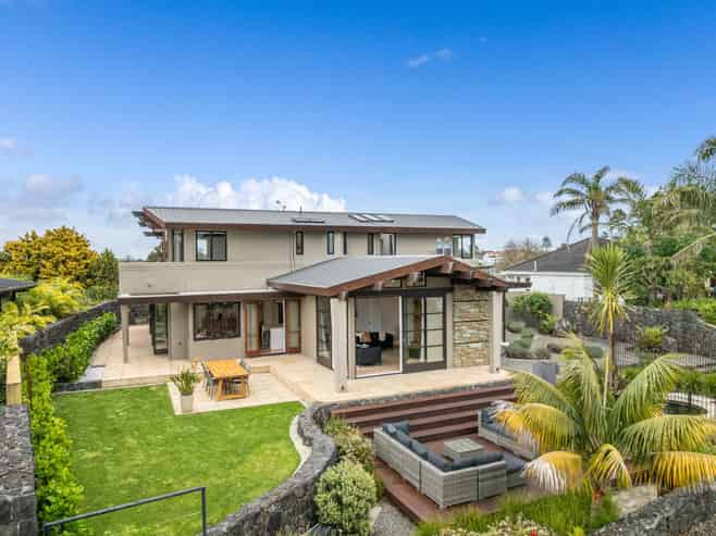 73 King George Avenue, Epsom