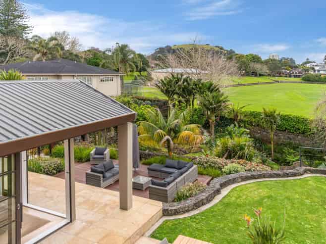 73 King George Avenue, Epsom