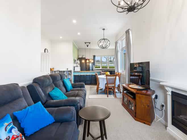 11 Lewis Avenue, Aramoho
