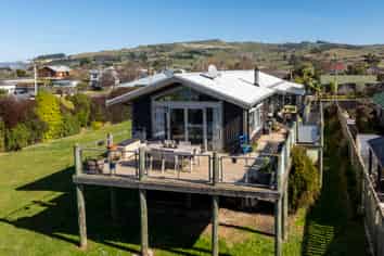 123 & 125 Stornoway Street, KARITANE