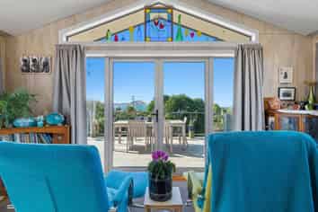 123 & 125 Stornoway Street, KARITANE