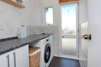 B/7 Mountfort Grove, FEILDING