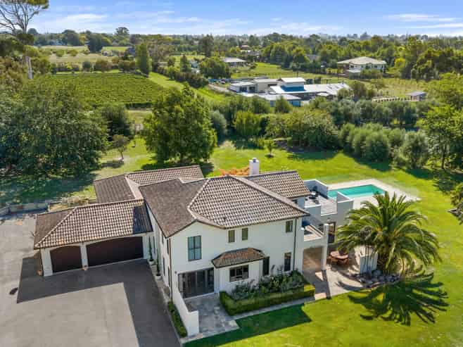 88 Dry Hills Lane, Riverlands