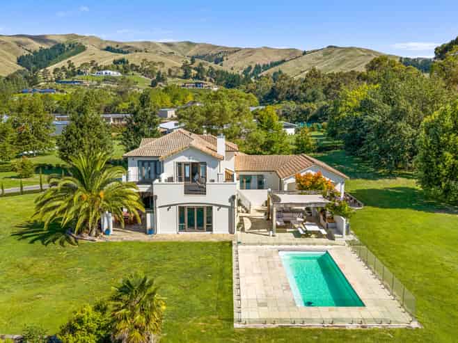 88 Dry Hills Lane, Riverlands