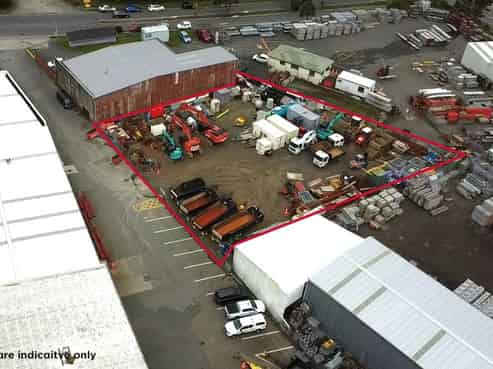 Secure yard - Grenada North