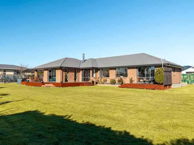 18 Majestic Chance, Seaward Bush