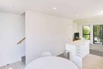 6/14 Buffon Street, WALTHAM
