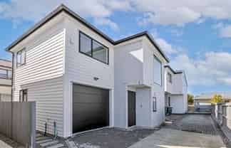 E/10 Pax Avenue, Forrest Hill