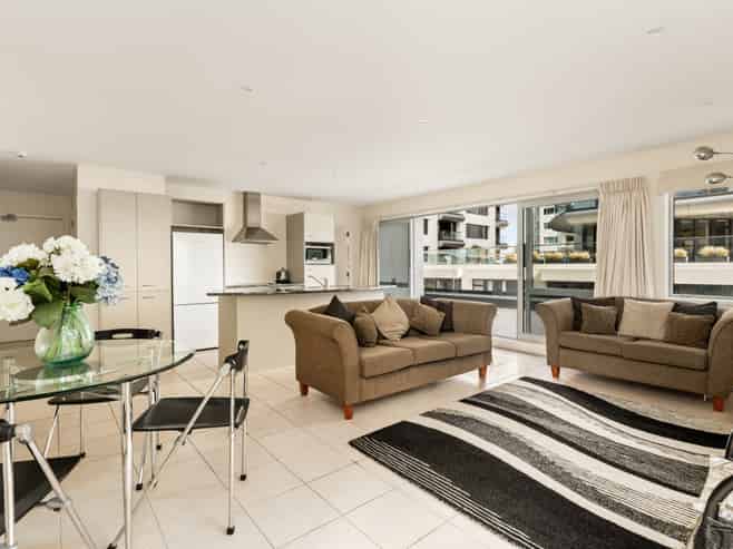 3F/4 Marine Parade, Mount Maunganui