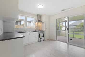 9 Omagh Avenue, Papatoetoe