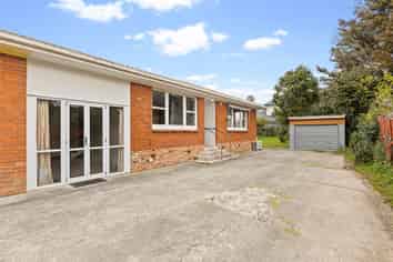 9 Omagh Avenue, Papatoetoe