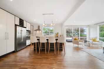 25 Wye Oak Drive, Albany