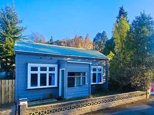 75 North Road, North East Valley