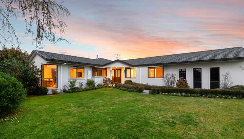 31 Elderton Avenue, Pyes Pa