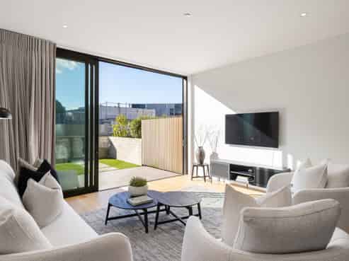 107/1 Clyde Street, Hamilton East