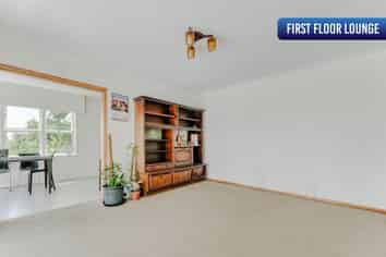 8 Condliffe Place, New Windsor