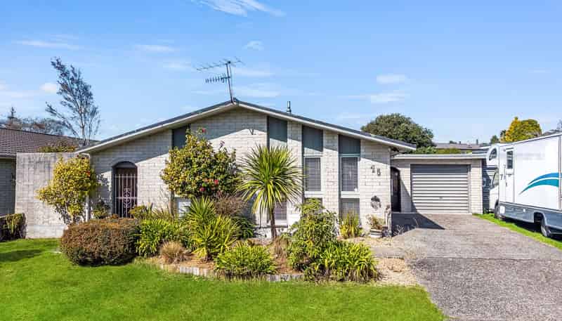 15 Hathor Street, Westbrook