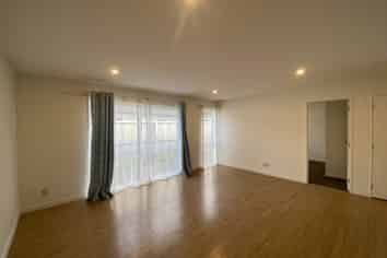 1/25 Ahorangi Road, Silverdale