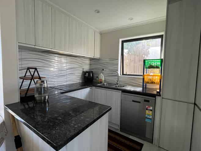 10B Rothery Road, Hillpark