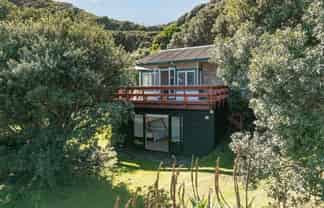 35 North Piha Road, Piha
