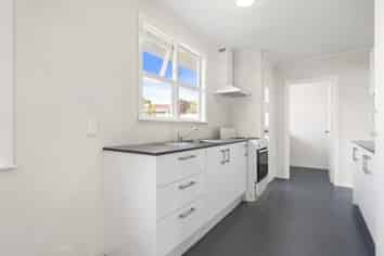 9 Malmo Place, Manurewa