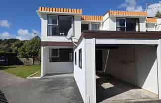 9A Ash Grove, Ranui Heights