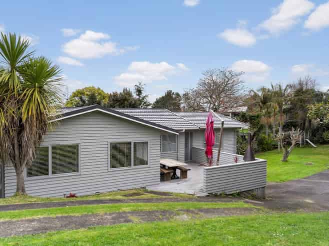 52 Watea Road, Torbay