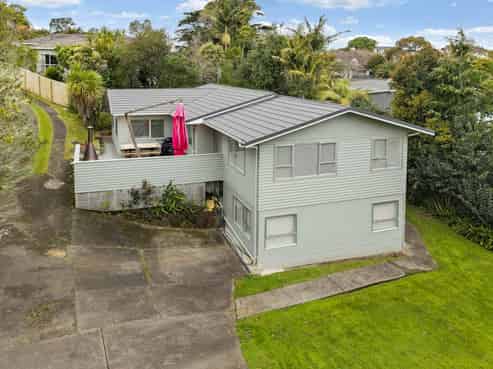 52 Watea Road, Torbay