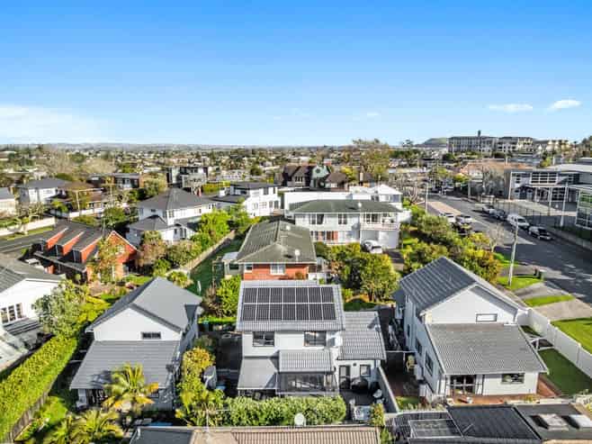 2/7 Walmsley Road, Saint Heliers