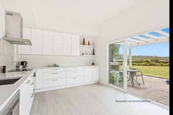 16B Waimanu Place, Point Wells