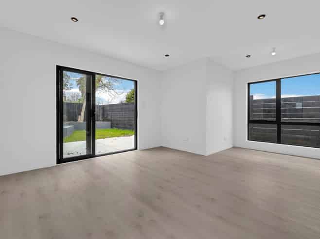 51a Fitzwater Place, Henderson