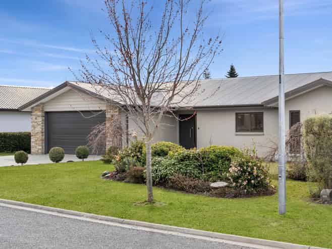 4 Daniels Terrace, Wanaka